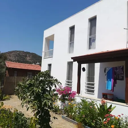 Aybueke Aparthotel